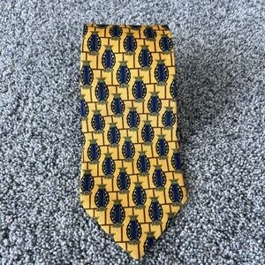 Vintage Paul Fredrick Yellow  100% Italian Silk Neck Tie Hand Tailored USA Made